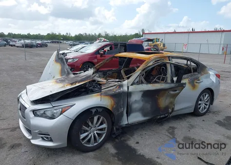 2015 Infiniti Q50 Premium z USA, uszkodzony, nr VIN JN1BV7AP8FM357378